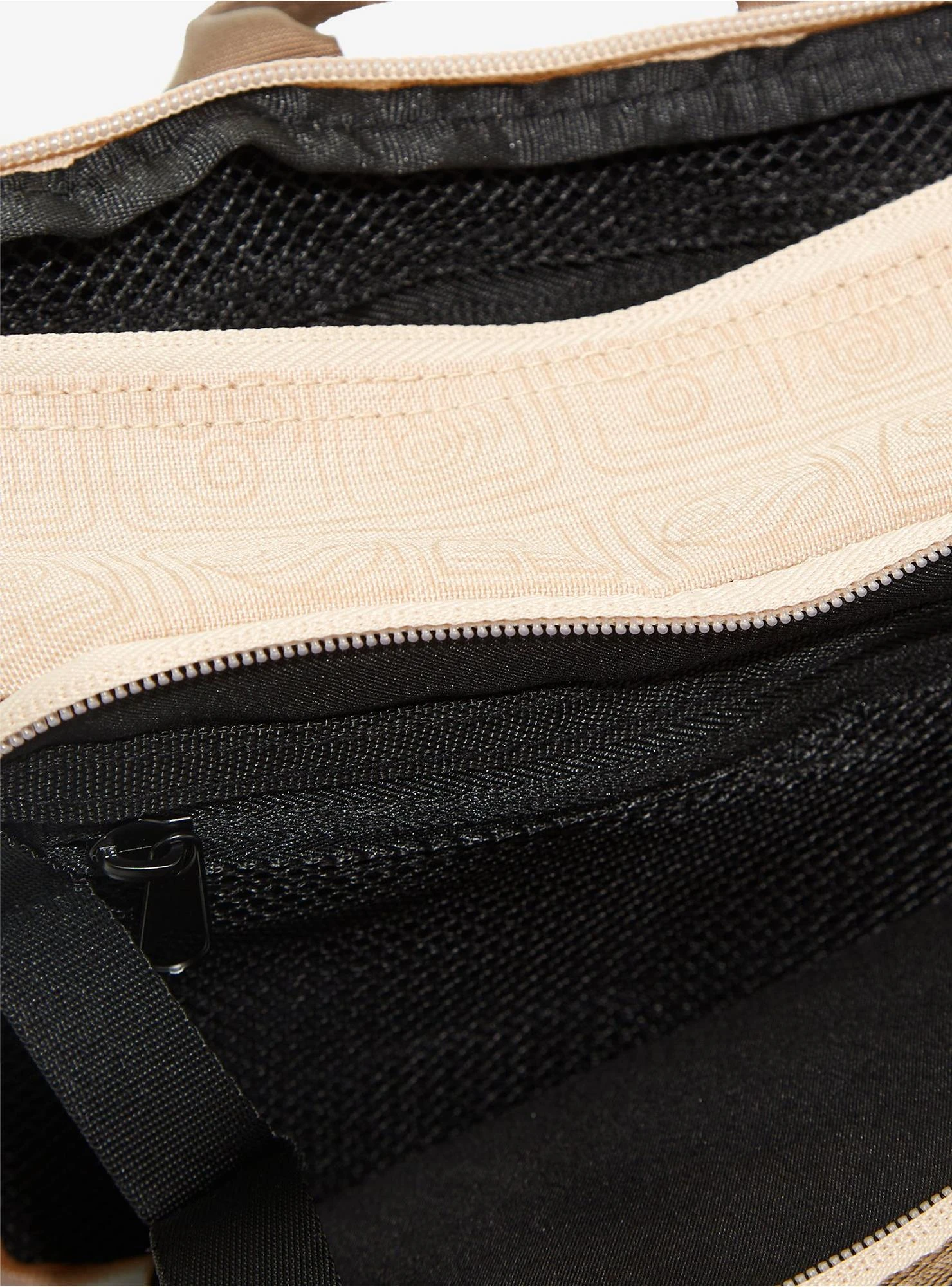 Avatar: The Last Airbender Appa & Momo Graphic Fanny Pack 4 Avatar: The Last Airbender Appa & Momo Graphic Fanny Pack - Image 4