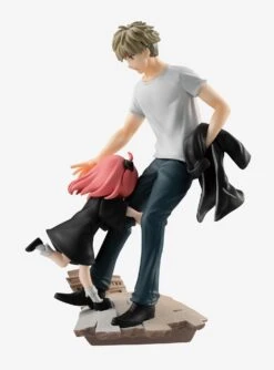 MegaHouse Spy X Family Petitrama Blind Box Figure -BoxLunch Shop 19576609 av3