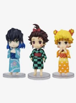 Bandai Spirits Demon Slayer: Kimetsu No Yaiba Figuarts Mini Entertainment District Arc Set