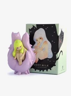 Uyu & Assteriskat Lavender Mist Vinyl Figure