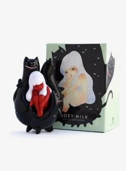 Uyu & Assteriskat Midnight Vinyl Figure